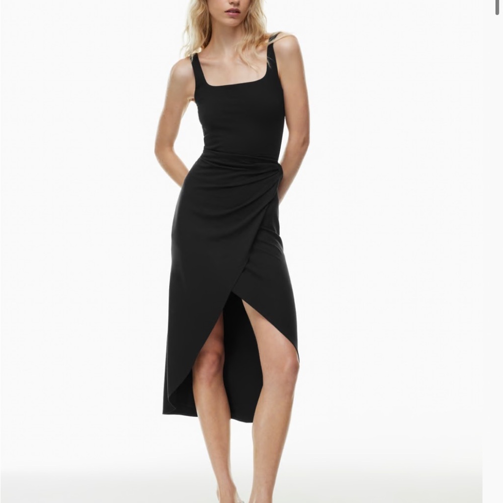 NWT Aritzia Wilfred Saturn black midi dress size large